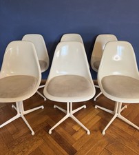 Eames Fibreglass Side Chair La Fonda White, Set of Six Chairs.