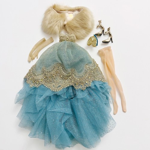 2017 sybarite superdoll - sybarite, vushka