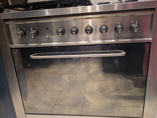 Gas 90cm range - gas,