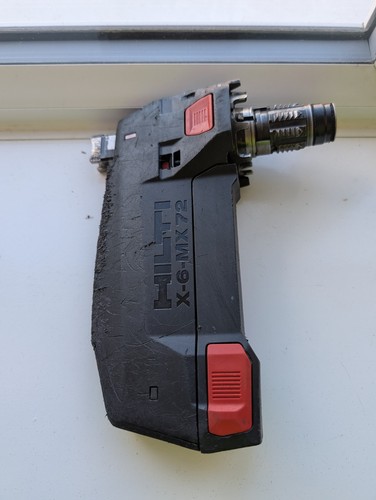 Hilti 72 fastener - 72,