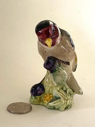 Beswick goldfinch bird animal - goldfinch,