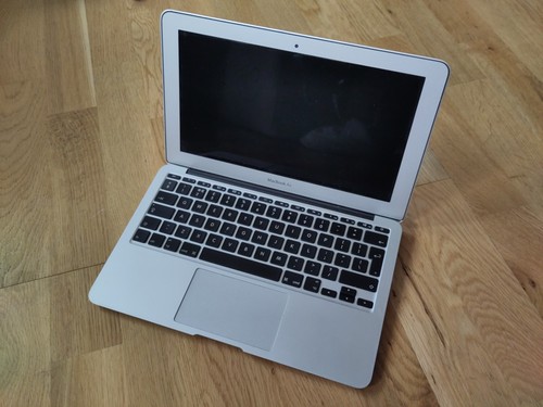 Apple macbook air mid - air, 11"