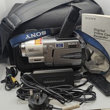 Sony CCD-TRV59E PAL Hi8 VISION Video Camera HANDYCAM Complete Working Fotima Bag