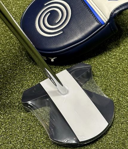 Odyssey one square - one,
