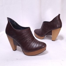 Irregular Choice Zubes Brown
