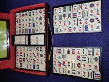 Vintage Mah Jong Set Bamboo tile backs