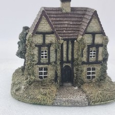 Vintage Leonardo Collection Minature TUDOR Style House Figurine Ornament
