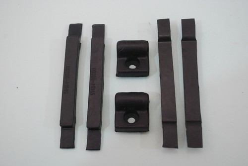 Windshield cushion hood rubber - cushion,