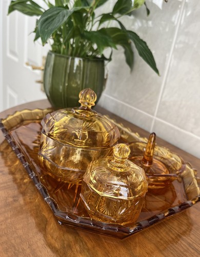 Vintage art deco - art, glass