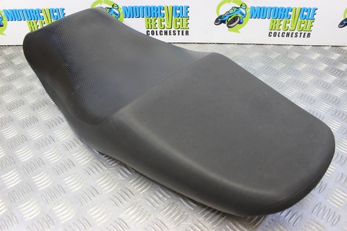Suzuki gsf 600 bandit - suzuki, seat
