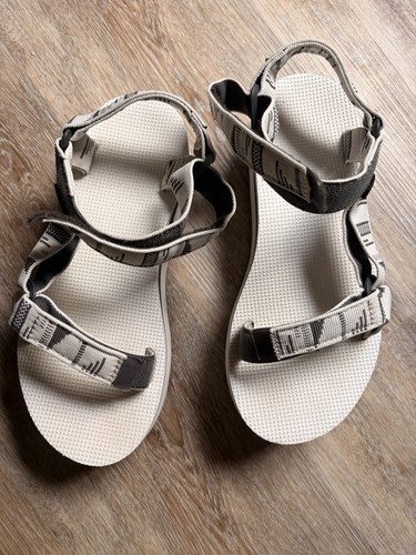 Teva platform sandals 5 - teva,