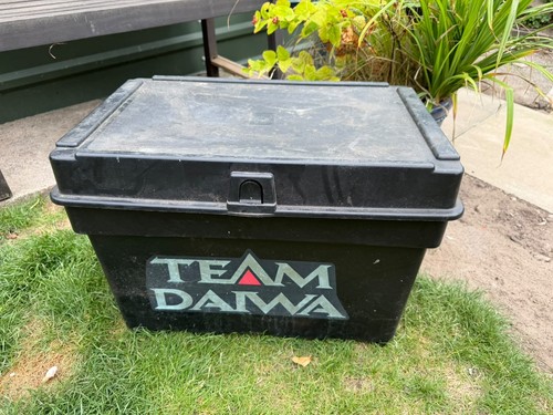 Black daiwa seatbox - seatbox, tray