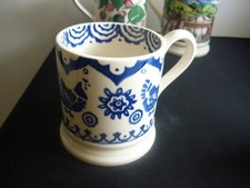 Emma Bridgewater  Blue Hen   Half  Pint Mug
