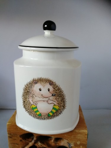 Arthur wood hedgehog - arthur,