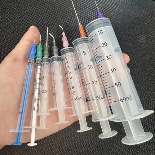 Syringe set with - syringe, blunt