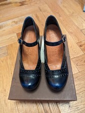 Chie Mihara Pubalu Platform