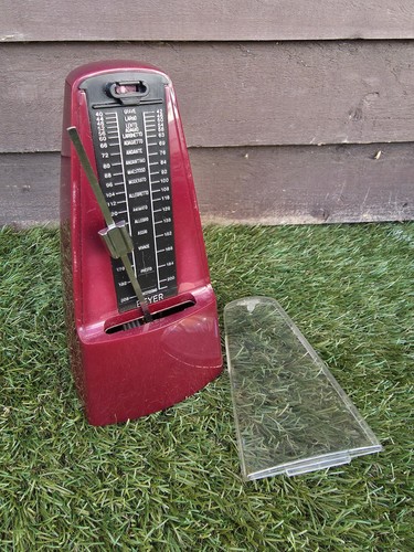 Beyer mechanical metronome - mechanical,