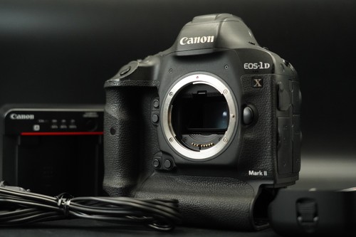 Canon eos mark - x, body