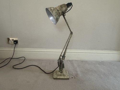 Anglepoise desk lamp - desk, in