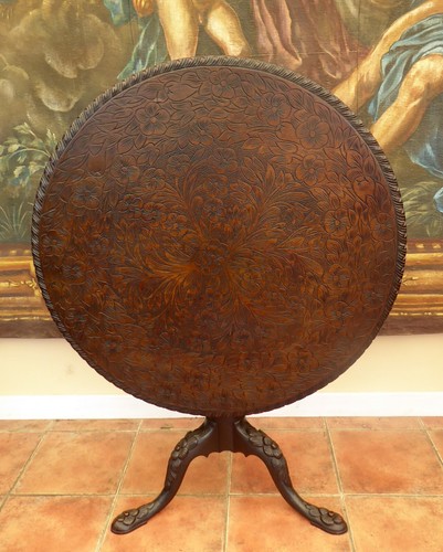 Tilt top carved table mahogany - carved,