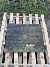 Cast Iron Manhole / Inspection
