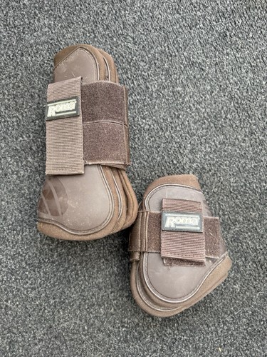 Brown roma tendon and - brown,