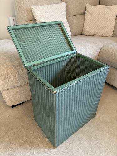 Genuine vintage lloyd - vintage, loom