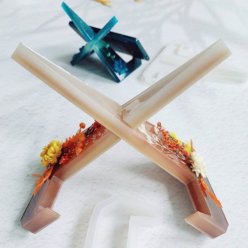Silicone plate holder casting - silicone,