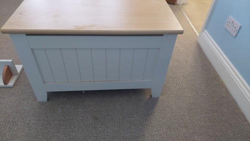 Nursery furniture mama and - mama's,