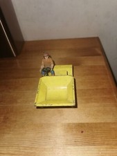 1:32 CORGI 403 THWAITES TUSKER