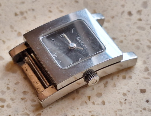 Gucci 7900p steel watch - 7900p,