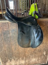 Falcon saddle