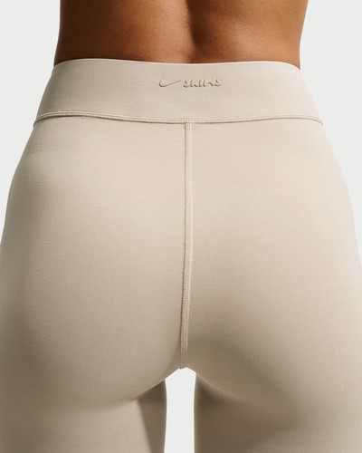 Nike skims studio - studio, stretch