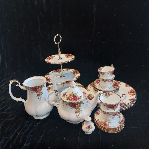 Vintage royal albert old - royal,