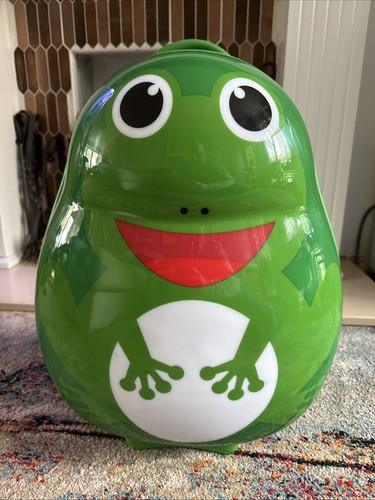 Skyflite kids frog suitcase - frog,