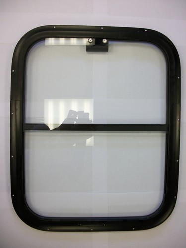 Horsebox window 22 - x, half