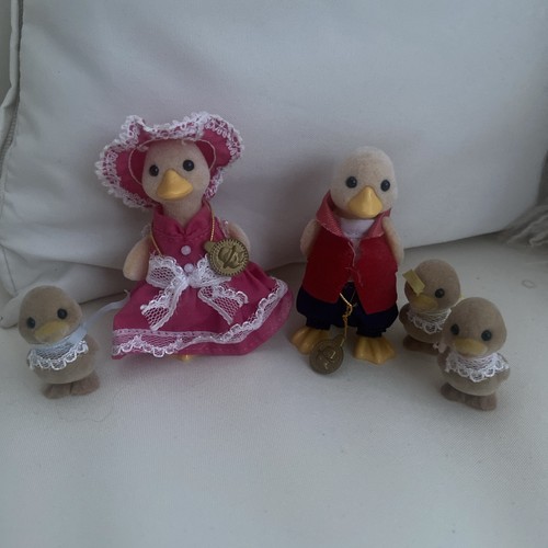 Sylvanian families waddington - families,