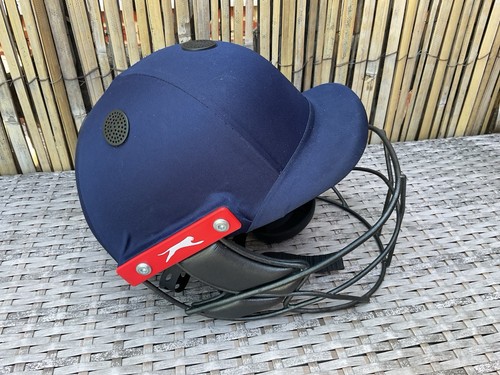 Slazenger small junior cricket - small,