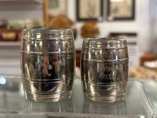 Vintage 1/6 & 1/3 Gill Metal