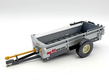 1/16 New Idea Manure Spreader