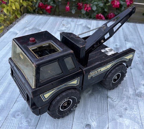 Mighty tonka wrecker - mighty, tow