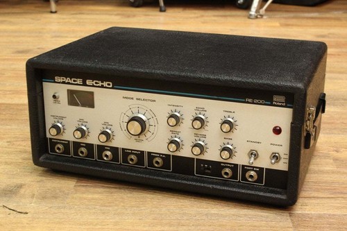 Roland 200 space - roland,