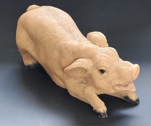 Vintage shudehill resin pig - vintage,