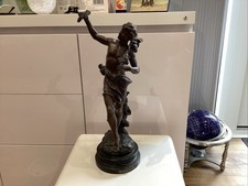 Statue Of Vendanges Grape