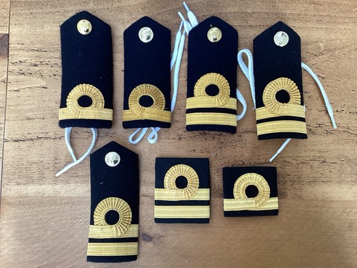 Royal navy ranks epaulettes - navy,
