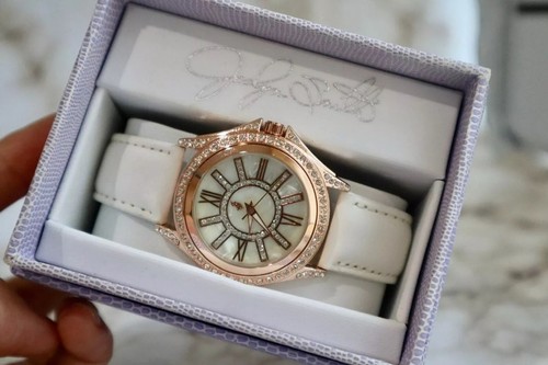 Jaclyn smith watch gold color - gold,