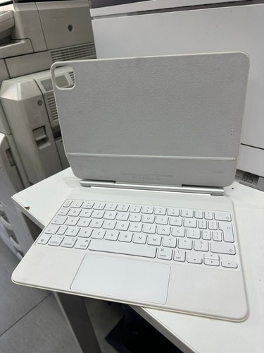 Apple magic keyboard for ipad - magic,