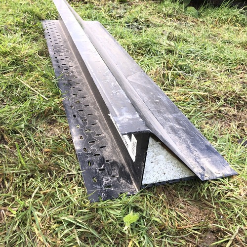 Catnic cavity lintels - cavity,
