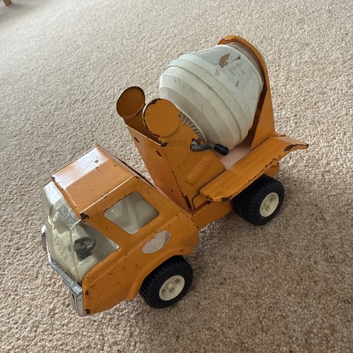 Vintage tonka cement - cement, mixer