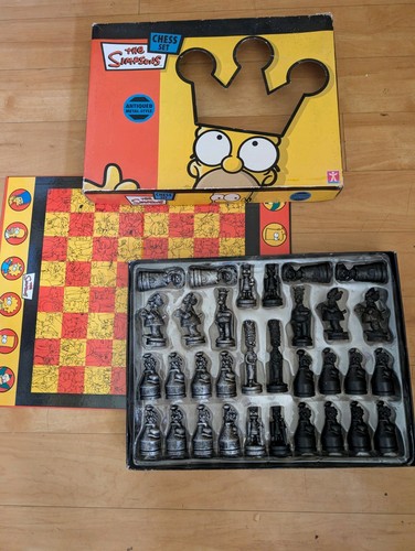 Simpsons chess pieces complete - simpsons,